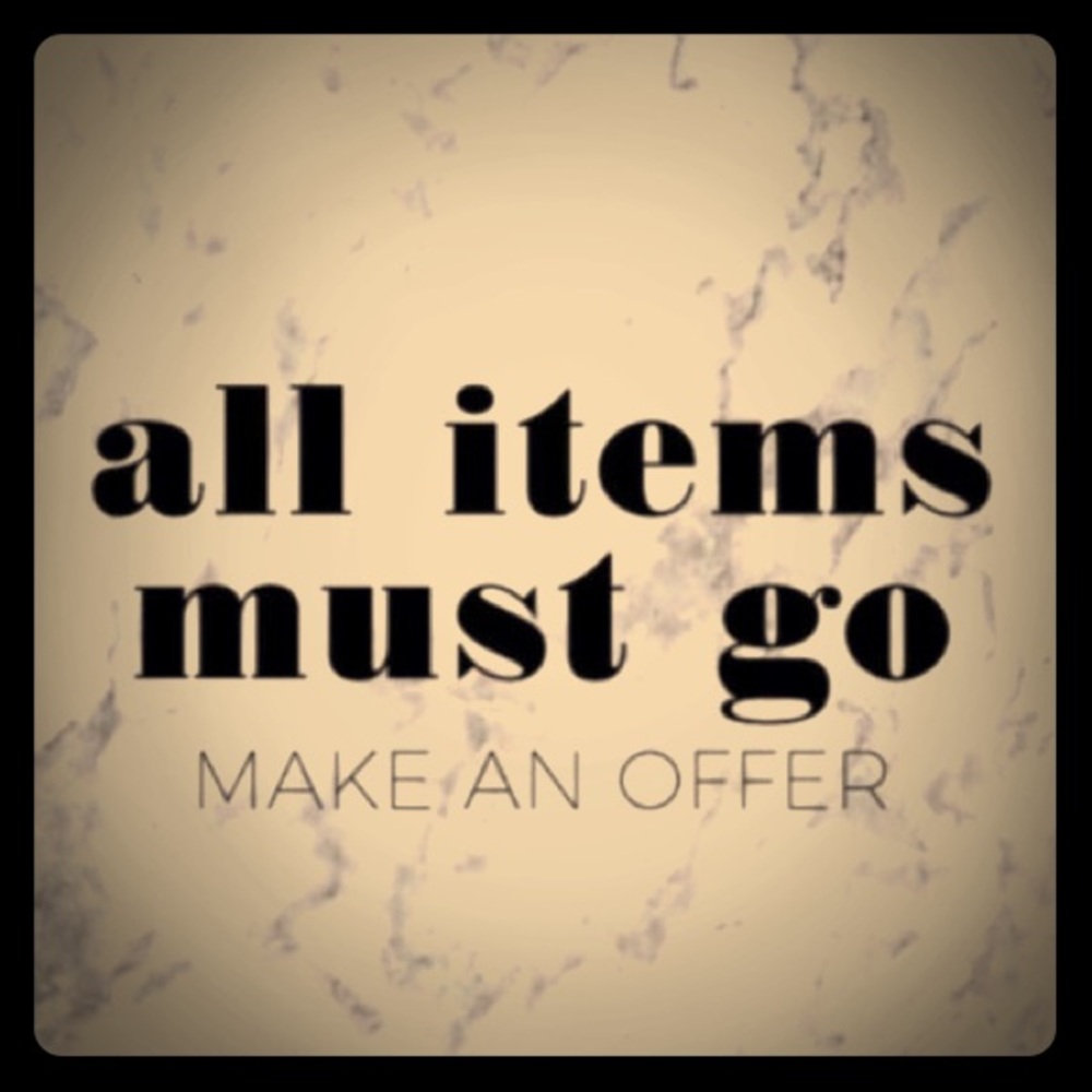 Accepting all reasonable offers!!!! I ship FAST